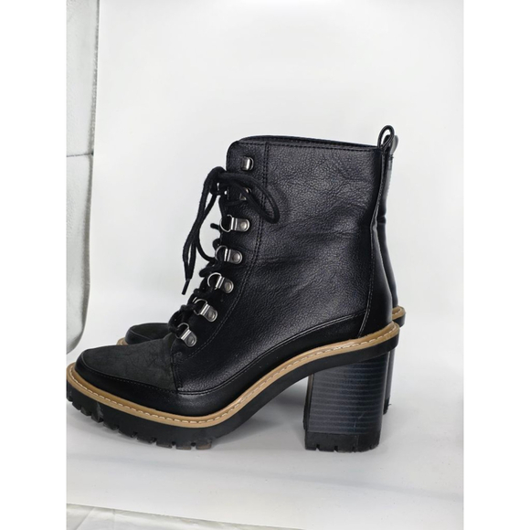 A New Day Women's Black Heeled Boots Size 8 with Beige Trim - Picture 2 of 8
